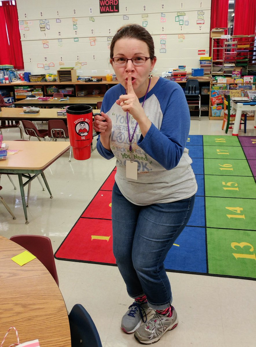 SzobotasClass's tweet photo. Don't tell Mrs. @mathsonskinder , but I surprised her with some of her favorite tea while she was out of her room. ☕️ hehehe #sneakysneaky #FES2017 #FESKindnessChallenge #kindersquad https://t.co/nj6faXTtfV