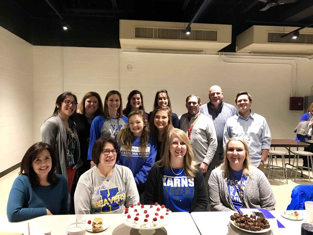 kms_counseling's tweet photo. Thank you @KarnsHighSchool for the yummy food prepared by the culinary arts students in the nice new facility! It was great seeing some of our KMS alumni too! #classof2022 https://t.co/ppXc7rW1EN