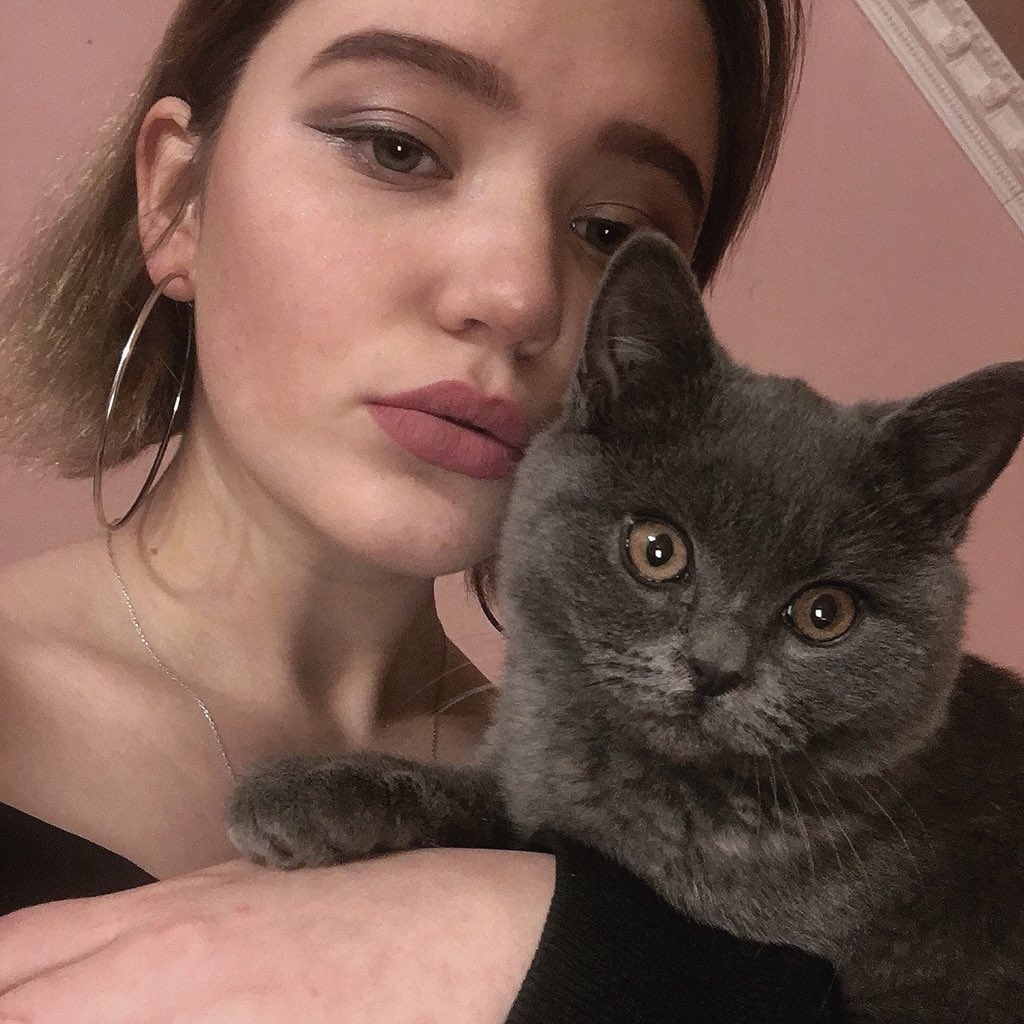 💋
