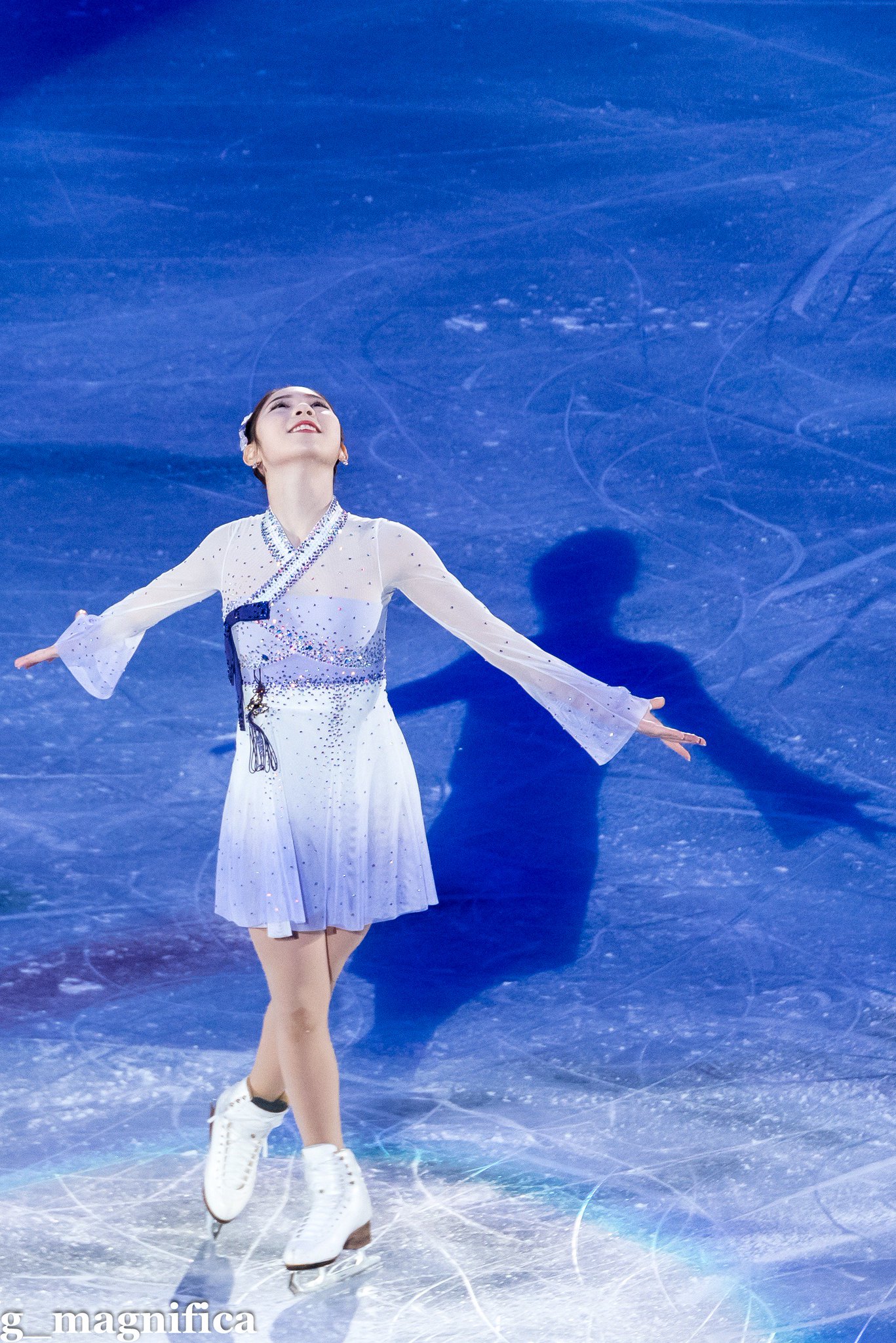 新品　Dancin&#39;on the edge 平昌フィギュア報道写真集 Dancin'on The Edge 平昌フィギュア報道写真集 スポニチ - メルカリ