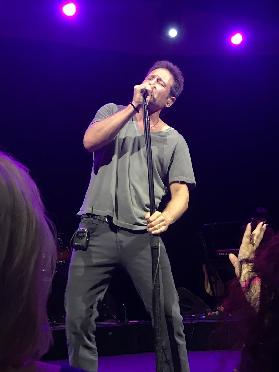 2018/02/28 - David at Nex, Wests City in Newcastle, Australia DXIB_ZGVoAEJrHg