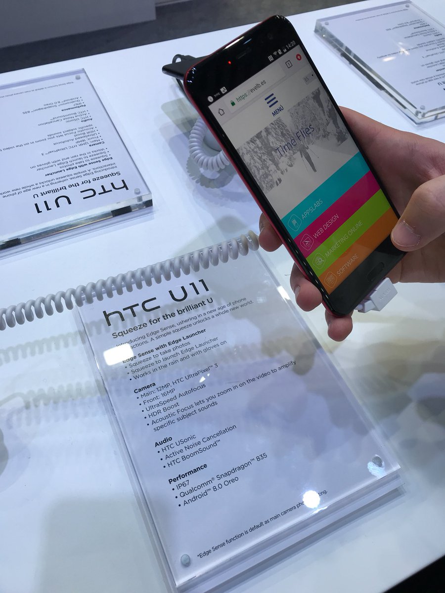 ernesto_c_s's tweet photo. #htc11 @htc_es #MWC18 @evelbTecnicas @agus_evelb probamos el nuevo HTC U11 https://t.co/bbS5DlZ0fe