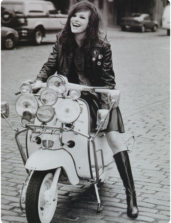 techneonoir's tweet photo. #mods #1960s #lambretta #vespa #history #fashion #retro #kinks #art #smallfaces #moddette #style #scooter #uk https://t.co/tfgx5Yq7Mz