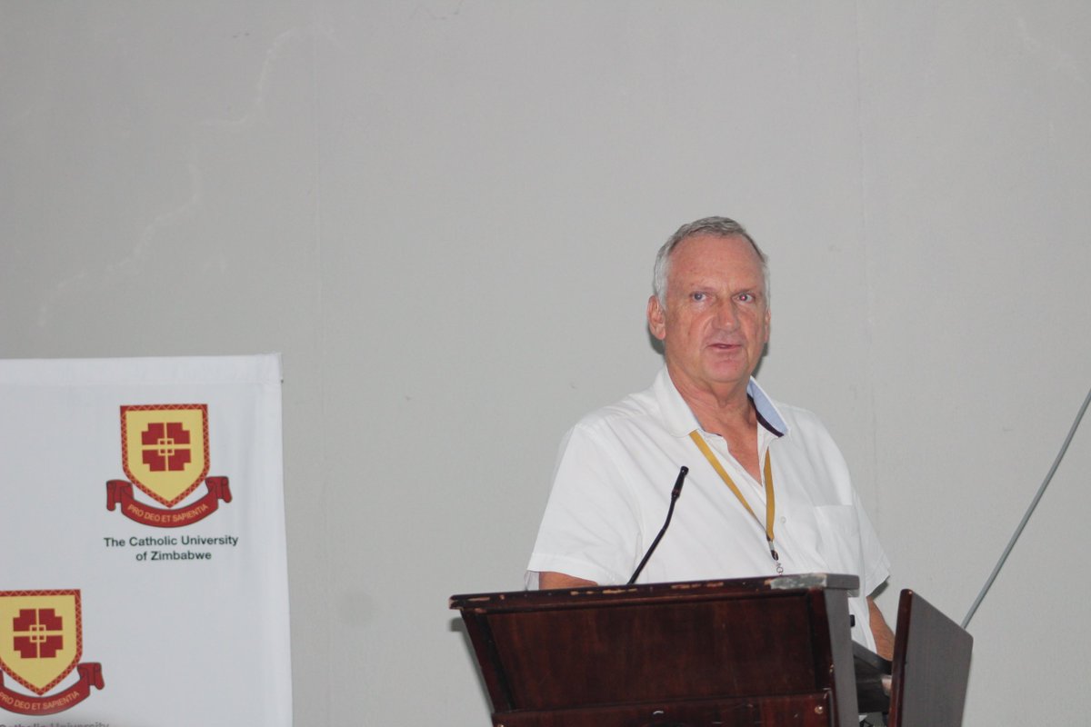 #MigrationConference2018 #TimSmith says With opportunities refugees can do anythng, even better than anyone else. <a href="/JesuitRefugee/">JRS International</a> <a href="/JRSSouthAfrica/">JRS South Africa</a> provide the opportunities and try and make the best out of their situation. <a href="/CUZ_Official/">The Catholic University of Zimbabwe</a> <a href="/CardinalTurkson/">Card Peter K. Turkson</a>