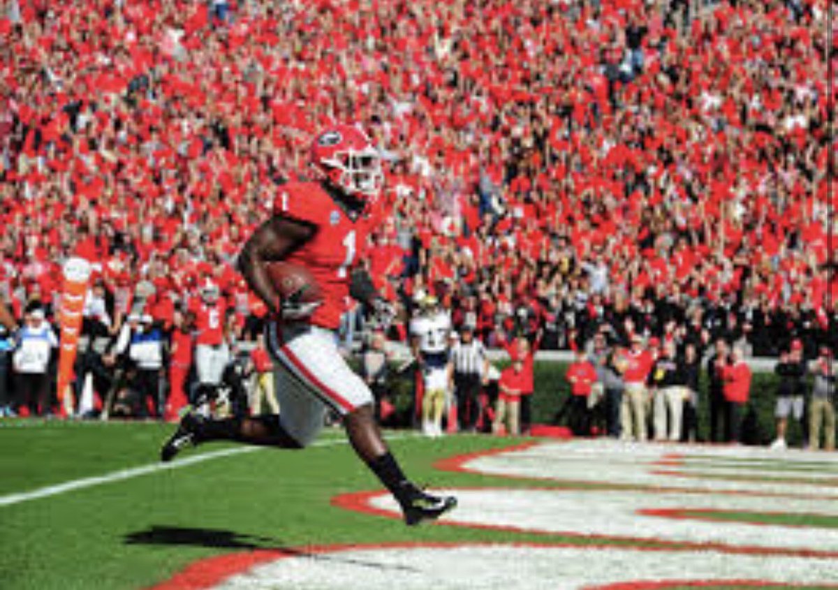 T_ROB99's tweet image. Blessed to receive another D1 scholarship offer to the University of Georgia. Special thank to all my family and coaches. #glorytogod