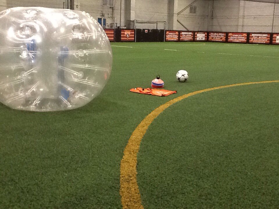thezonehud's tweet image. Pitches looking fresh after the monthly maintenance visit this morning, ready for the rest of the weeks pitch bookings! #huddersfield #pitchhire #3Gsurface #indoors