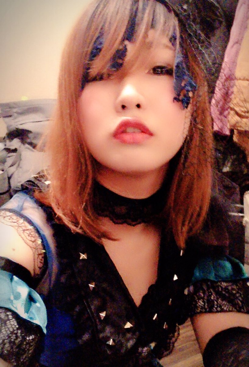 shin0_yuki's tweet photo. #ICELab
セカンドライブ地獄の底からセンキューでした
厨二病発症しすぎてLIVE中殆ど前が見えていなかったボクです
歌うってやっぱりたのし https://t.co/wFGHqpZUVf