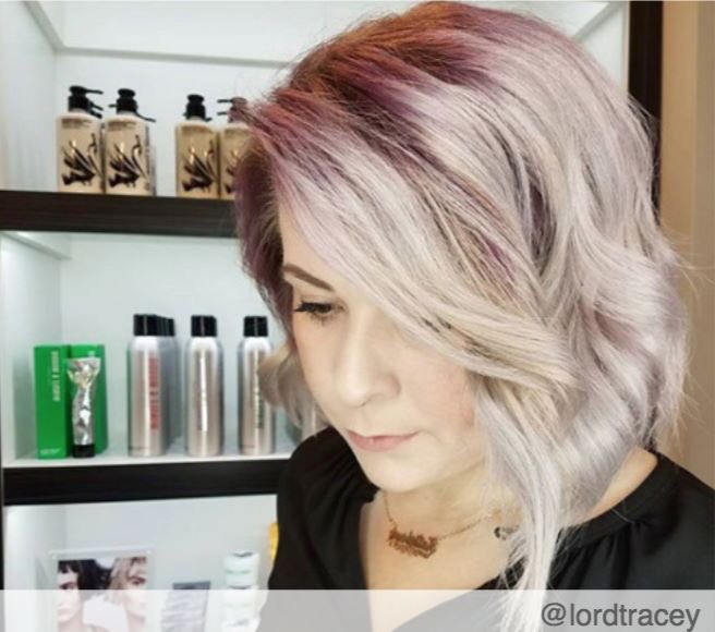 uni_trozmer's tweet image. [Trozmer Beuty] Tendencias en INSTAGRAM

#FINGERWAVES
Las publicaciones de Instagram se centran en los detalles, destacando la artesanía de cada ola

#Shadowroot
próxima tendencia de cabello innovadora para agregar color a tu estilo.

#Trozmer #WGSN