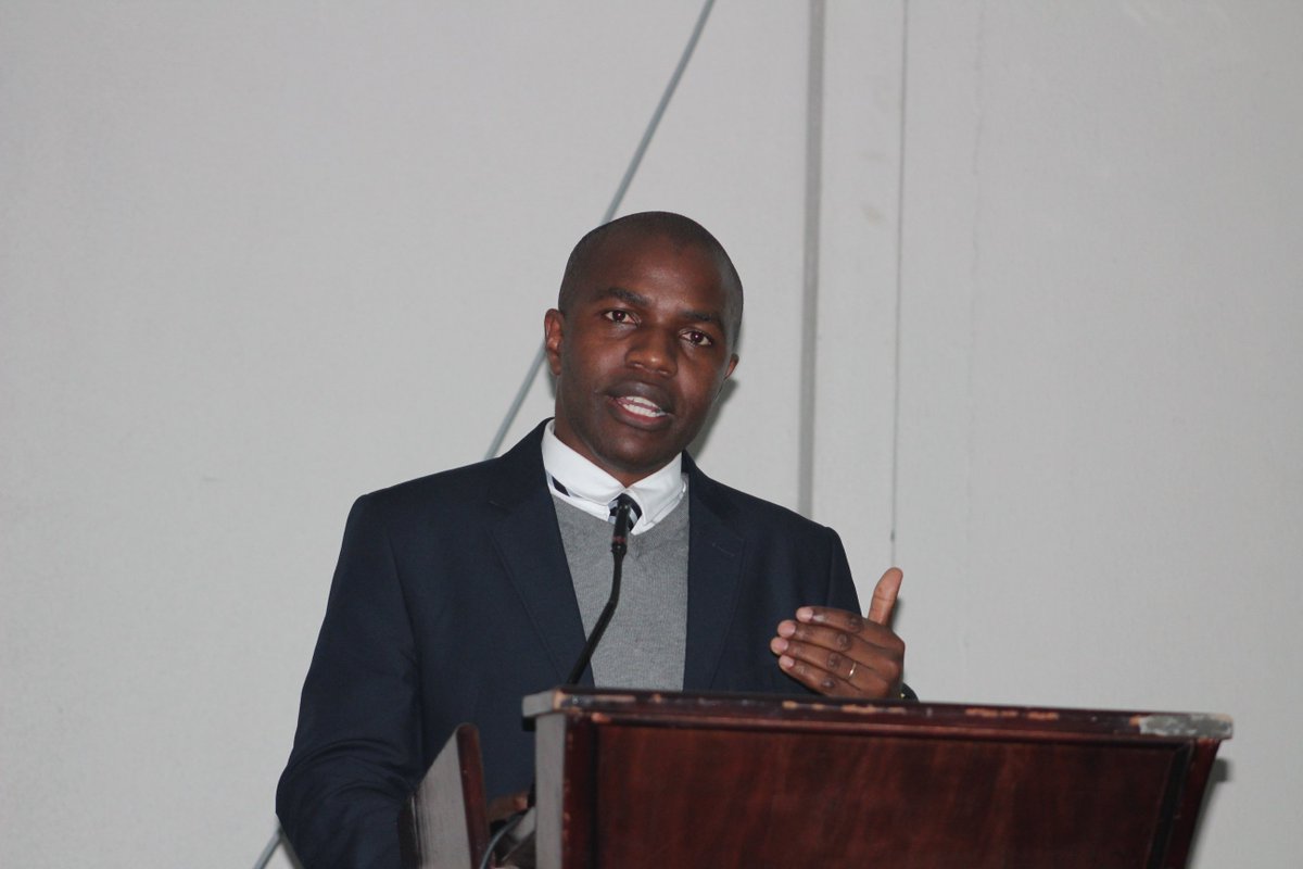 #MigrationConference2018 We monitor compliance &amp;mvmnts of migrants. We face challenges of migrant smuggling, people manipulate the entry systems. Mvmnt is an opportunity for progress. Migration is providing a significant opportunity for skills &amp;labour #MrKambarami <a href="/CUZ_Official/">The Catholic University of Zimbabwe</a>