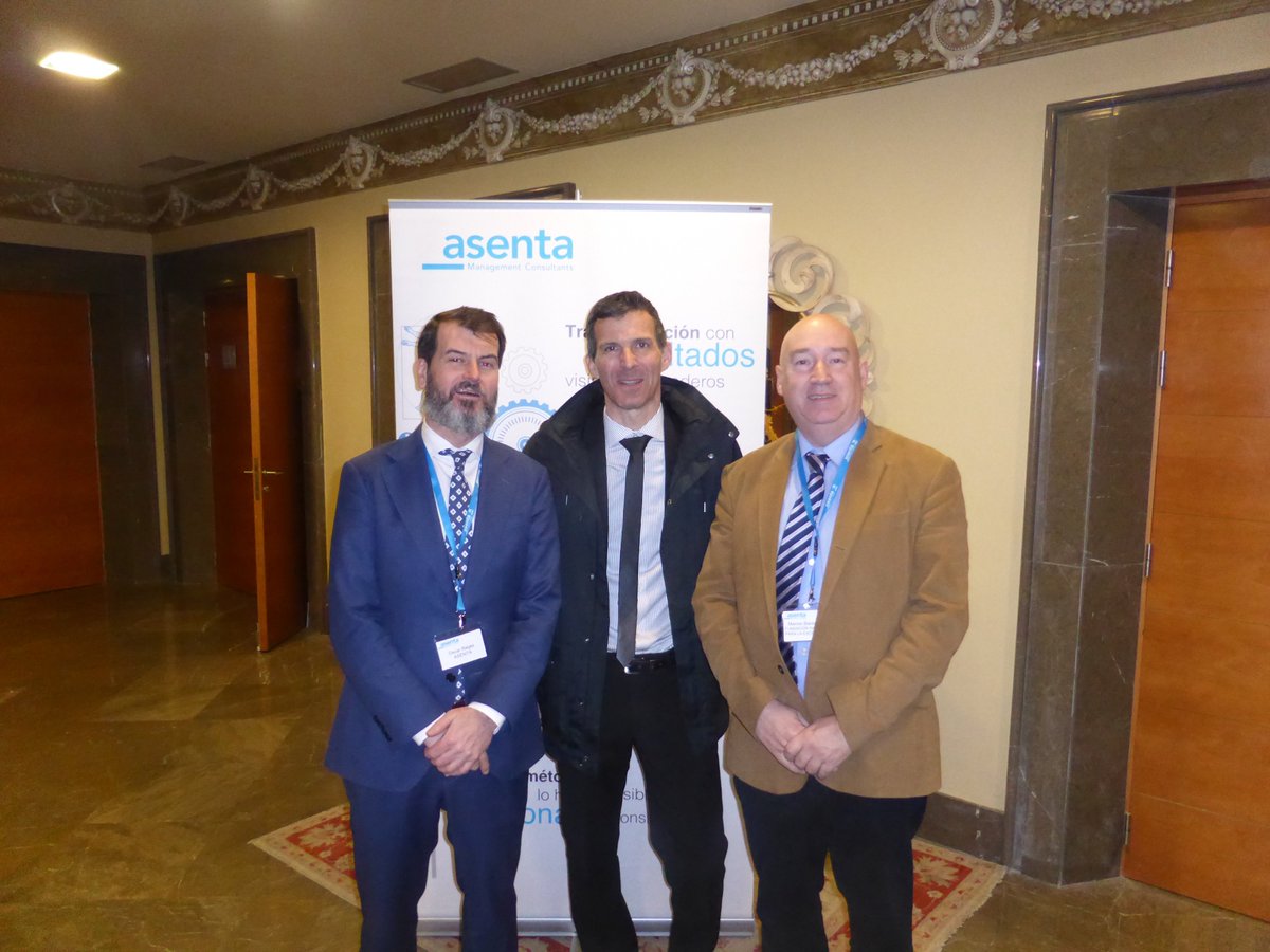 qna_excelencia's tweet photo. Esta mañana en la @CEN_Navarra ha tenido lugar la jornada "LIEBHERR: Transformación Lean con Resultados" de la mano de @AsentaES y @qna_excelencia Muchísimas gracias a los 3 Ponentes de @Liebherr y a todos los asistentes, por haber compartido con nosotros esta interesante mañana. https://t.co/oM7xJ8oPWI