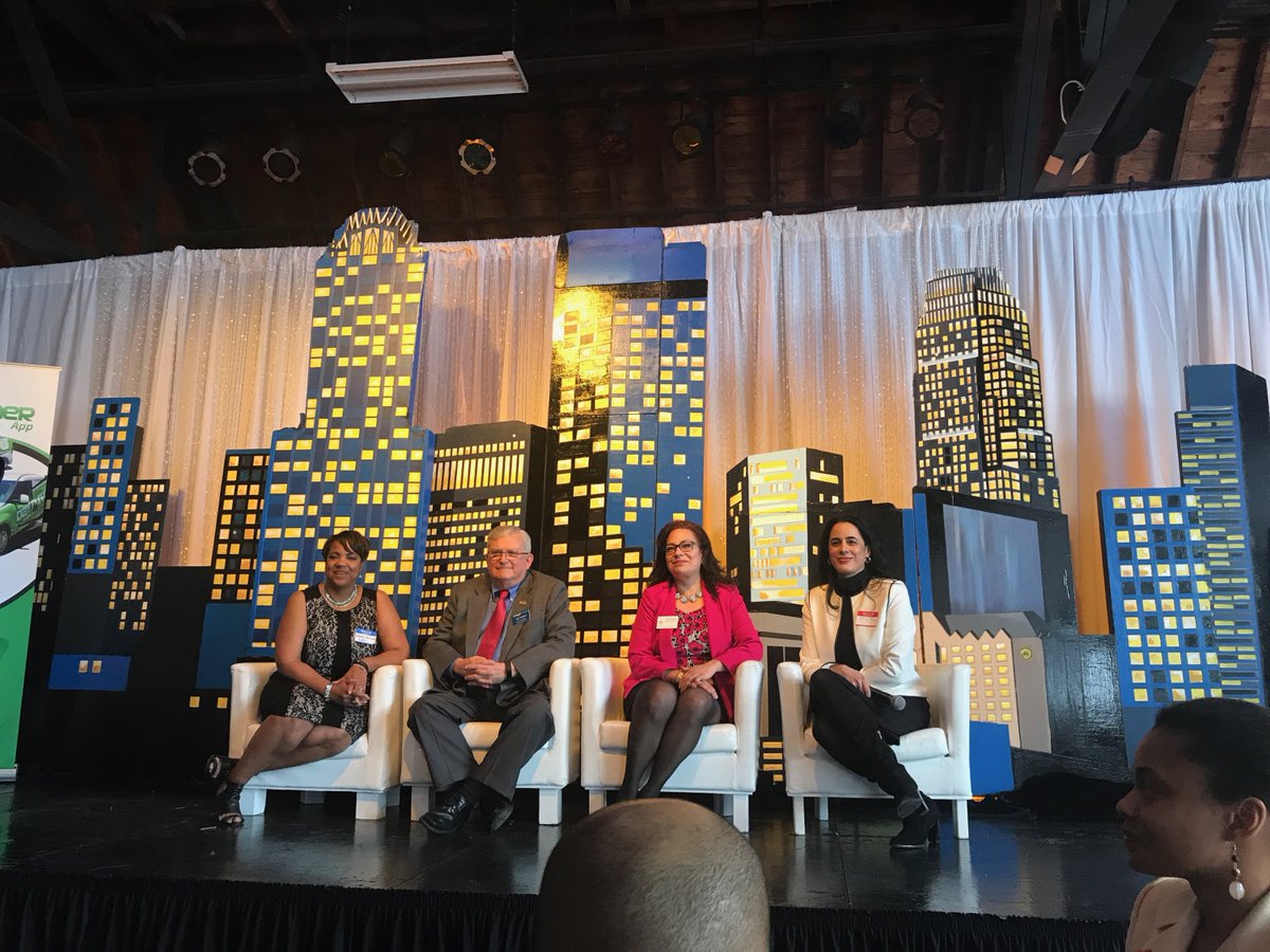 Turner_ATLCAR's tweet photo. It was great to attend the #BreakfastConversations2018 yesterday in Charlotte! #BC2018 #CLTSmallMinBusiness #CLTsmallbizImpact https://t.co/2oAsLtuqiV