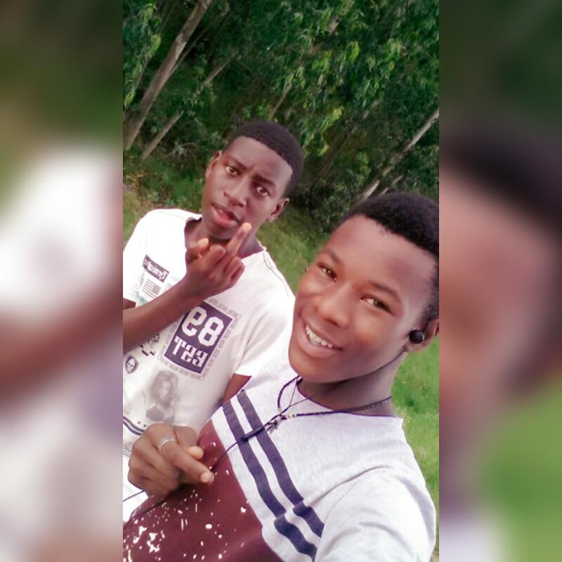 BrotherMoves's tweet photo. #Best Bros😎👌 https://t.co/Tic3XeZuEK
