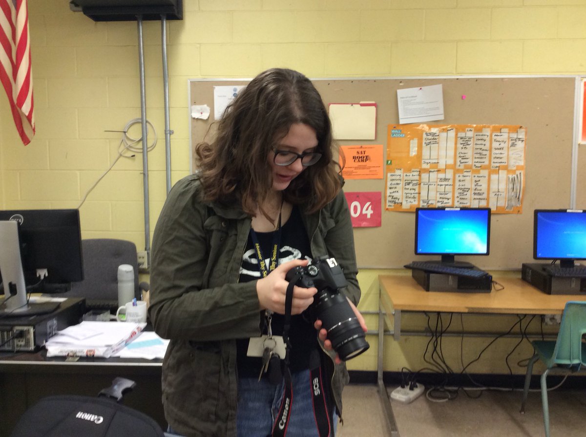 ColoniaHigh's tweet image. Being productive in journalism #thedeclaration