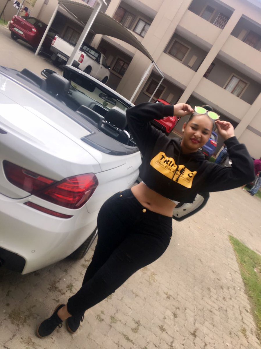 Mello_Nella10's tweet photo. S/o @LondieLondon_ @MissPru_Dj @Ambitiouz_Ent 💯💯 Y'all look supercalifragilisticexpialdocius💯💕👌
#Triple_C🔥🔥 order yours!!👏👏 https://t.co/Xv7mzJJRsT