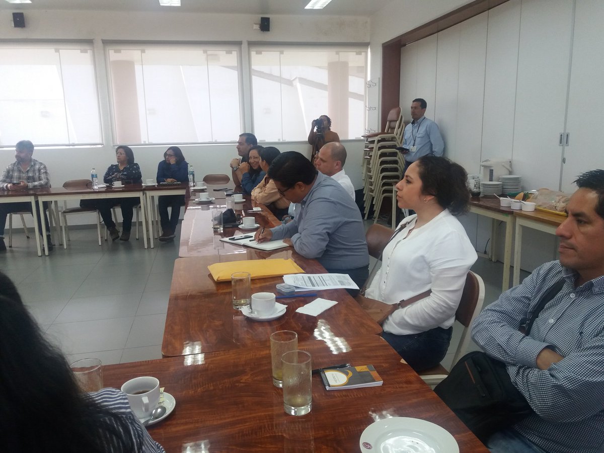 UNACEMoficial's tweet photo. El día de hoy nos acompañan representantes de @snmpeperu, @petroperu_sa, @barrickperu, @GoldFields_LTD La Cima, @StatkraftPeru, @ENGIEgroup, #Termochilca, #Celepsa, #EstudioGrau y el #EstudioAurelioGarcíaSayan. https://t.co/K5YtQWl9bS