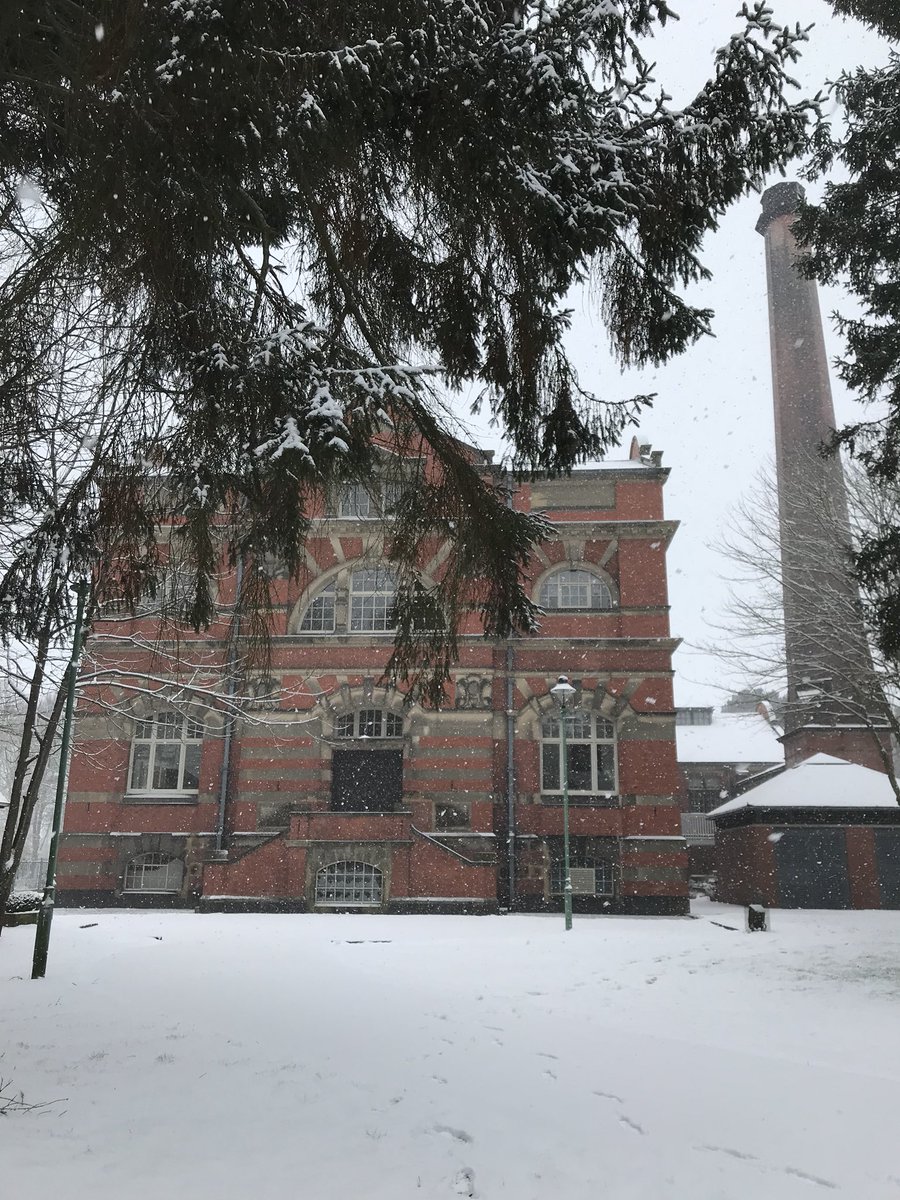 ThePumpingHouse's tweet photo. H A P P Y S N O W D A Y!! 

Our venue is pretty beautiful in all weathers 💕

If you are looking for a meeting, conference, event or wedding get in touch on 01623 705800 or via email info@thepumpinghouse.com.

#thepumpinghouse #snowday #wedding #nottinghamshire #venuegoals https://t.co/syD1zqlW3R
