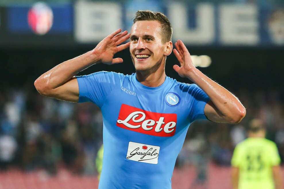 Napoli_Vnzla's tweet photo. Tanti Auguri Arkadiusz!! 🎂💙🎇 @arekmilik9 24 AÑOS! Feliz Cumpleaños! @sscnapoli Napoli ti sta aspettando!! #ForzaMILIK https://t.co/vsfFOgxxFB