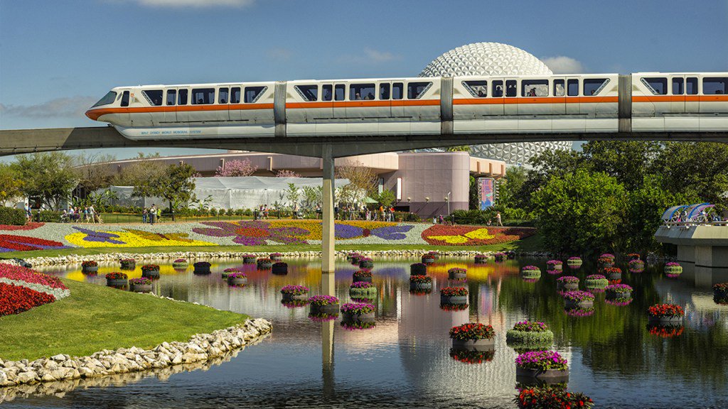 The_DisWorld's tweet photo. 25th #Epcot International Flower & Garden Festival Kicks Off Today #EpcotInSpring https://t.co/vAFpy9UMjH https://t.co/zNQDhmbufq
