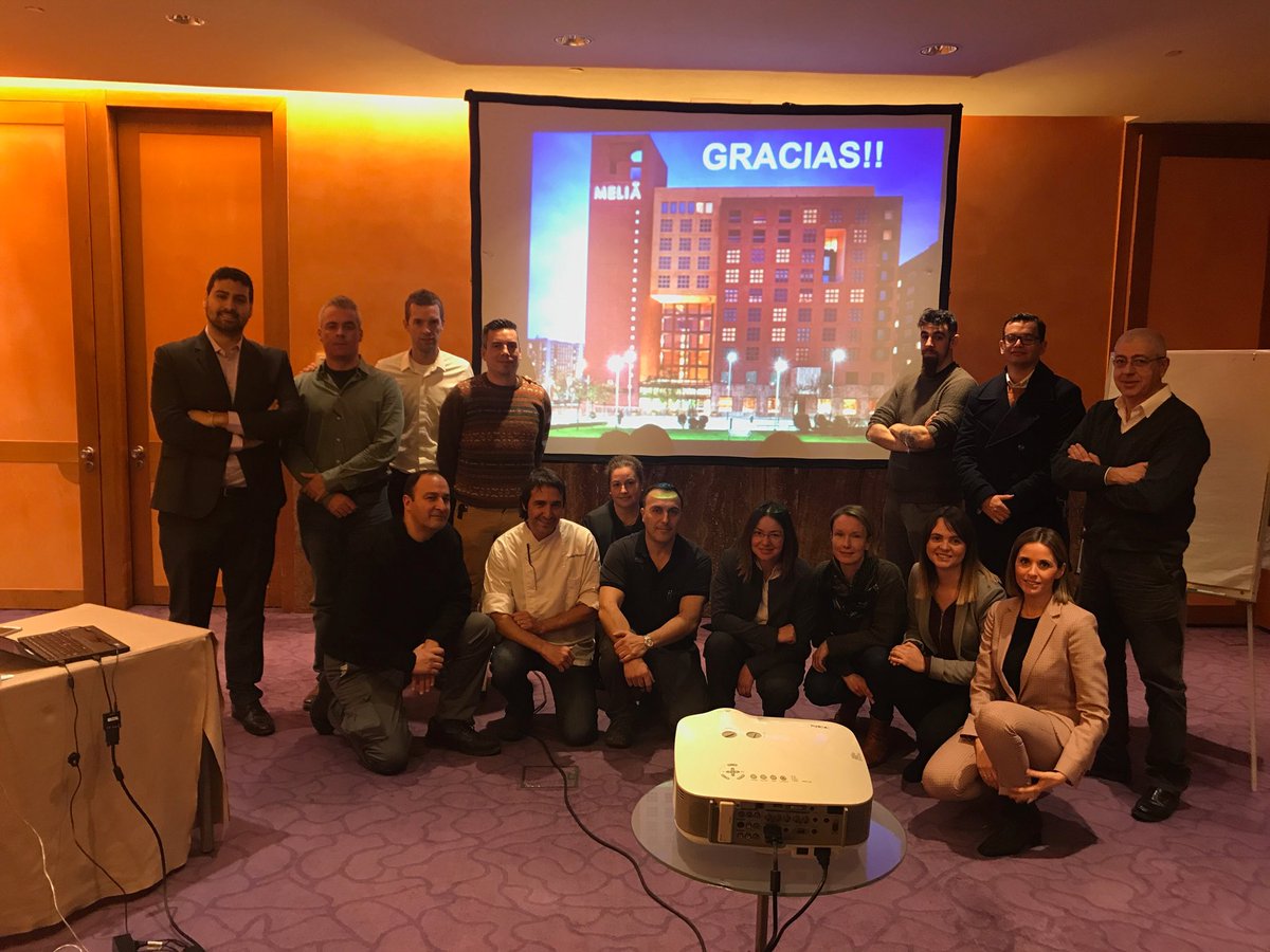 meliabilbao's tweet photo. #Embajadoresdeexperiencias gracias @LolaChamorro1 y @jmiguelamre #Reinducciones en @BilbaoMelia @bilbotool @idelacaballero #MeliaSpain #Bilbao https://t.co/INNJBPT5BF