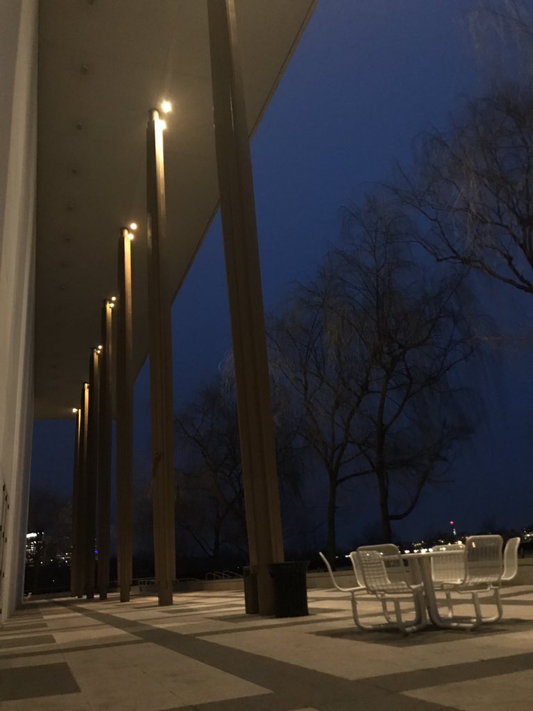 ColleenLevine's tweet photo. Pretty sure this is the first time I've ever been in line for something before dawn. I hope this show is worth it.... #hamdc @kencen https://t.co/nGxifqgkUX