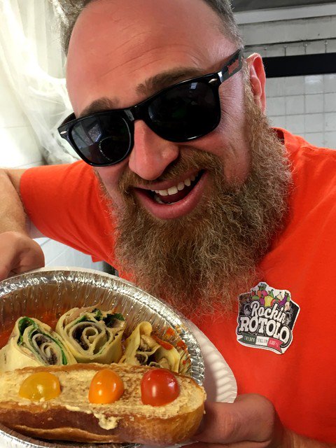 Rockinrotolo's tweet photo. I’m hongry for fresh made Vegan Rotolo’s, how about you? 100% semolina noodles, rolled with vegan olive tapenade, cashew ricotta, spinach and mushrooms. Nom #foodtrucks #okc #oklahoma #italianfood #fresh #hireafoodtruck #foodtruck #mobileeatery #mobiledining #vegan https://t.co/p4YFvBLxLe