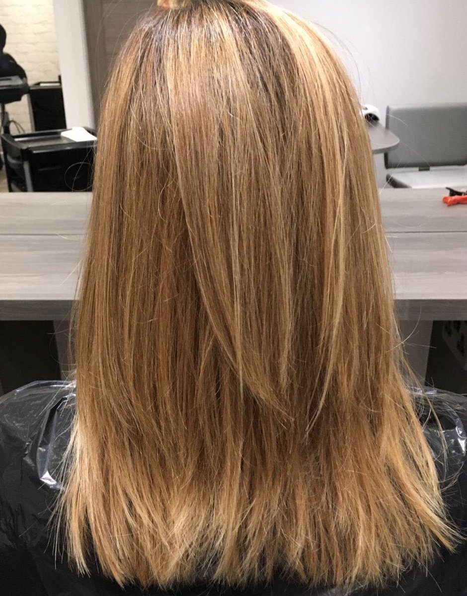 RedHair_Beauty's tweet photo. Given the freezing temperatures we thought this #hair transformation from dark to ice white blonde with a cool root shadow would be quite apt!  #nofilterneeded https://t.co/kMK6NYHSWZ