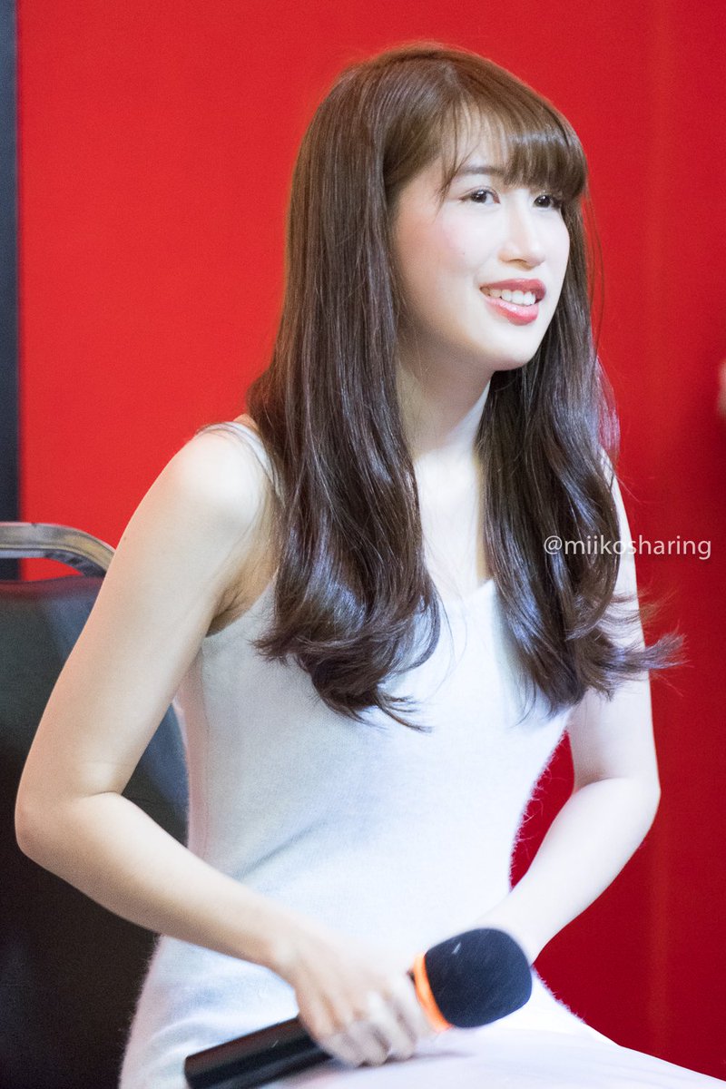 ① ⑤ ③ ⓒ ⓜ 👩🏻 tweet media