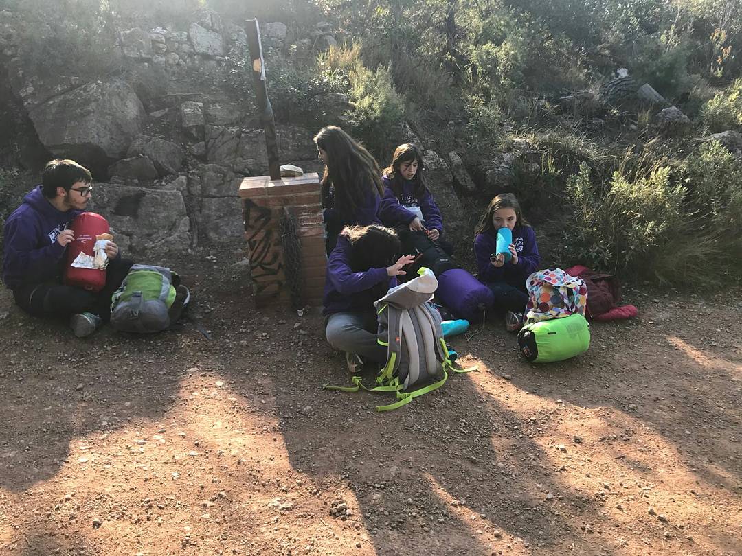 esplaixiribec's tweet photo. El cap de setmana passat varen anar de Convivències al Puig de la Creu, els nois i noies de Grans.
Cap de setmana per fer grup!

#convivències #puigdelacreu #grans #esplaixiribec #colòniesiesplaixiribec #somesplai https://t.co/oKH62E7eJf