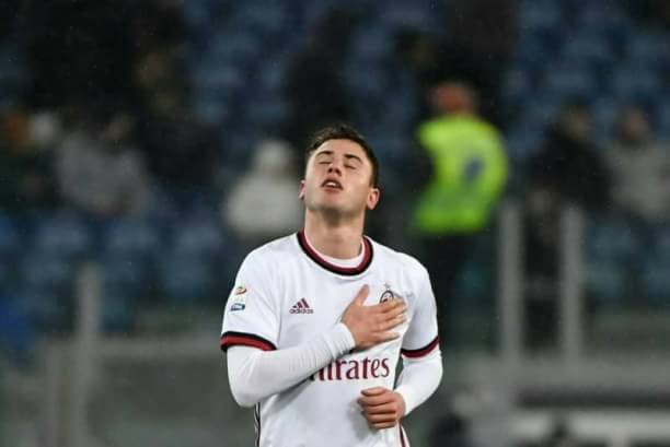 [Coppa Italia 2017/2018] 
Semi Final leg. 2
🏆 SS Lazio vs AC Milan
📍 Stadio Olimpico
🏁 Gianluca Rocchi
📆 Kamis, 1 Maret 2018
🕐 Kick off Pukul 04:45 WIT
📡 Streaming :
tvanda.com/2017/11/lazio.…

streamtosoccer.com/2018/02/coppa-…

#ForzaMilan 🔴⚫