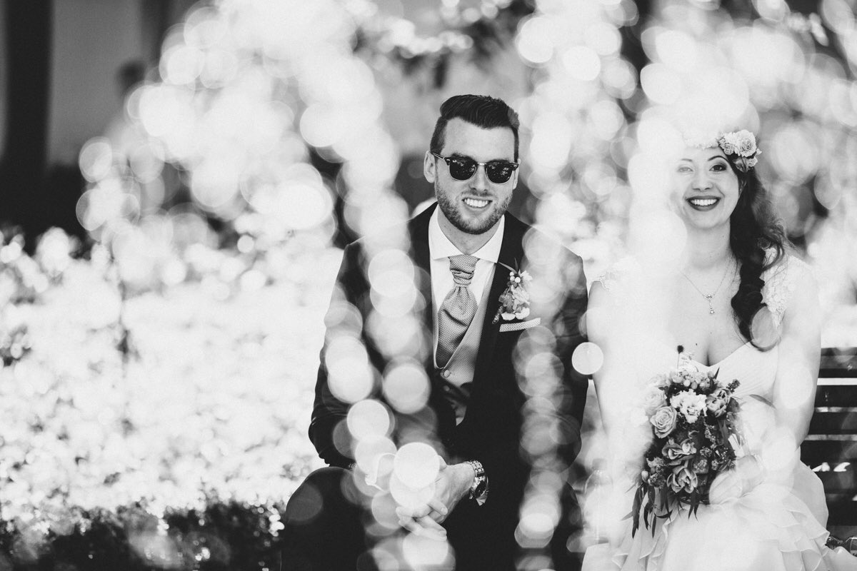 thetruebride's tweet photo. HAPPY #WEDDINGWEDNESDAY ♥️
New on the blog:
https://t.co/VrzvtwvCYM

#thetruebride #weddingblog #hochzeitsblog #bubedamegörtz #hochzeit #freietrauung #rosengarten #hochzeitsplanung #weddingplaner #brautpaar #hochzeitsinspiration #weddinginspiration #bride #braut https://t.co/1xtzclLQIP