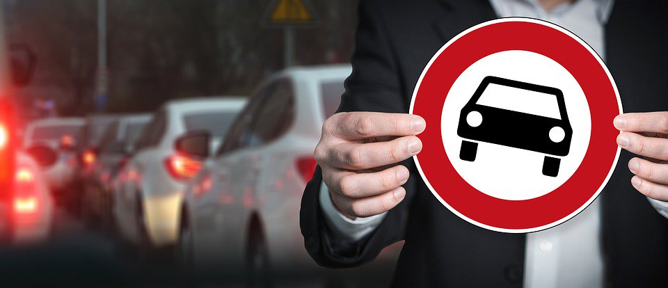 Legambiente's tweet photo. Messa al bando motori #diesel, ecco le nostre proposte: una regia comune, un piano strategico per uscire dal diesel, interventi concreti, efficaci e replicabili su tutto il territorio nazionale a partire dal potenziamento del trasporto pubblico -> https://t.co/GVX9vP7vDV https://t.co/aWjlTymRYj