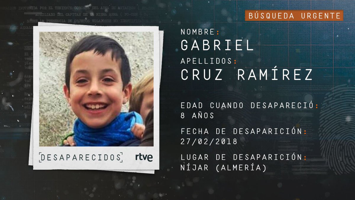 DSP_tve's tweet photo. 🔴 Os recordamos que Gabriel Cruz Ramírez, de 8 años, sigue desparecido desde ayer en Níjar (Almería). Viste pantalón negro deportivo con rayas blancas y chaqueta roja con capucha.  Contactad con @DSP_tve, @policia o @guardiacivil para aportarnos pistas.  #Desaparecidos6 https://t.co/euRBA8gbdW