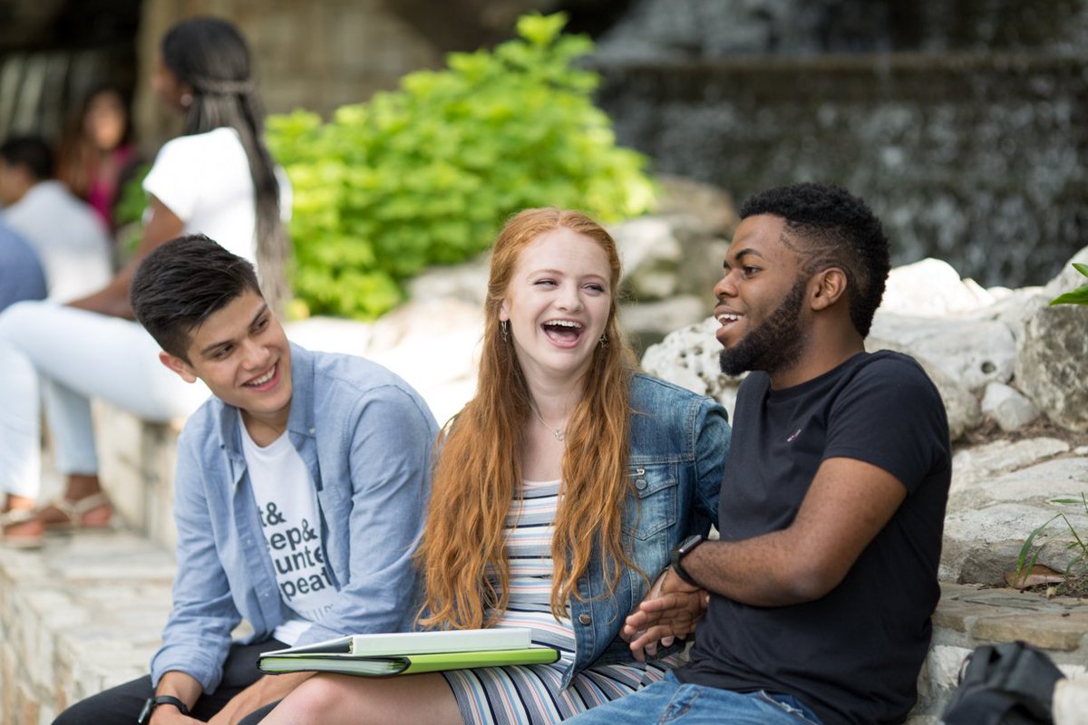 keyclub's tweet photo. When someone asks you if Key Club makes keys: https://t.co/qBT6LOcByq