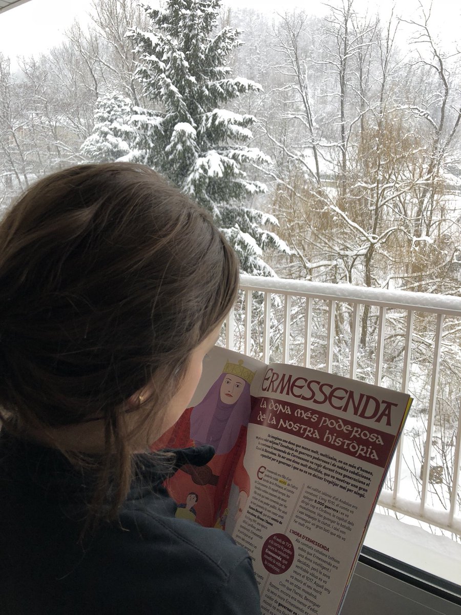 revistesAPPEC's tweet photo. Tarda de #lectura amb vistes a la #neu. Tria una de les nostres #revistes i gaudeix. @cavallfort #Tatano #PetitSàpiens @sapienscat @camacuc #Cucafera #ReporterDoc #TiroLiro #PiuPiu https://t.co/8eyt6RvWdx