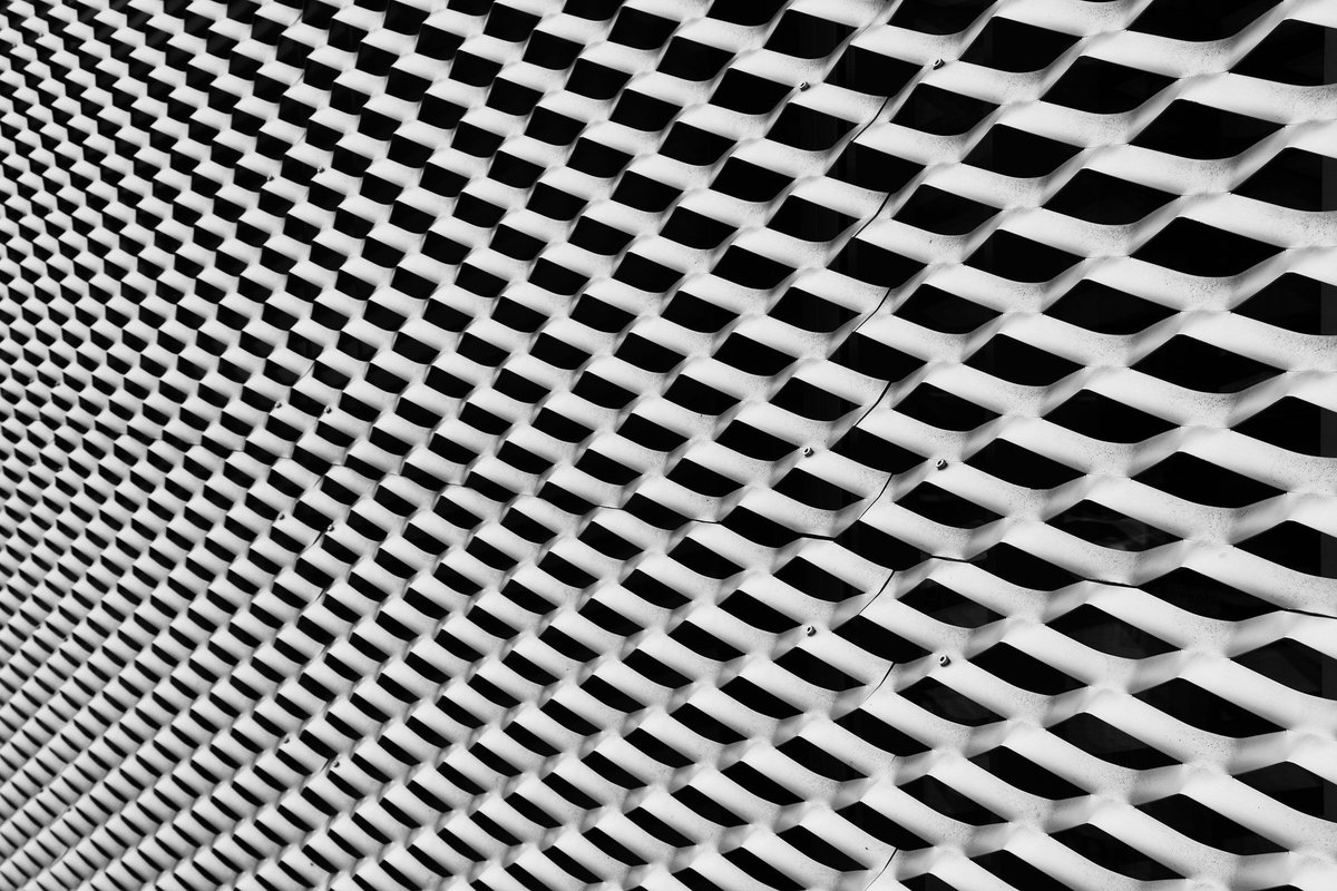 LetsGetMeshy's tweet photo. Expanded metal is an economical alternative to woven &amp; perforated mesh
#letsgetmeshy #art #design #best #architecture #metal #construction #industry #sculpture #industrial #recycling #steel #metals #mesh #stainless #woven #welded #perforatedmetal #weldedmesh https://t.co/QryqXnlJU3