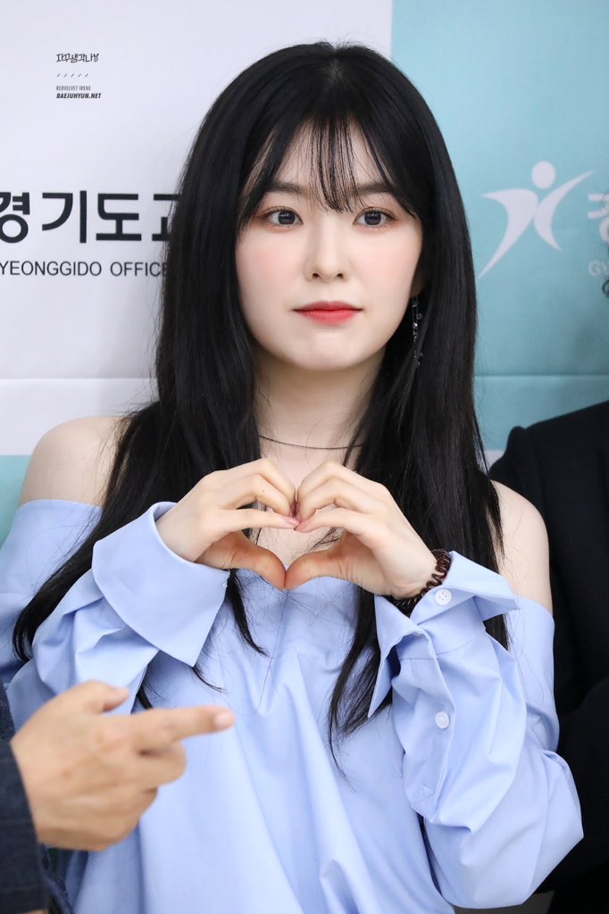 IRENEworlds's tweet photo. [HQ] 180228 #IRENE - Gyeonggi Ministry of Public Relations Ambassador
Cr: ThinkB https://t.co/pOIdRO70zo