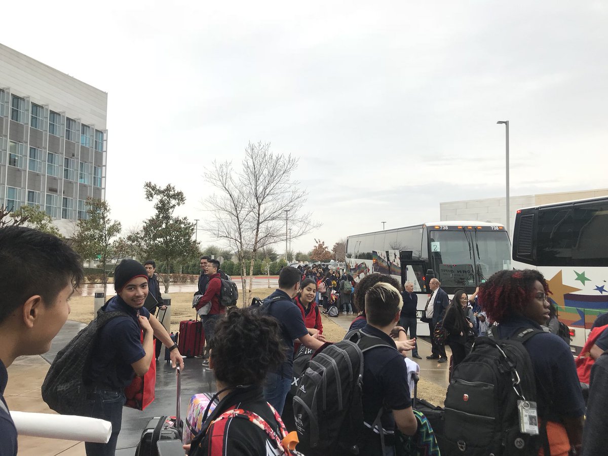 dubiski_bpa's tweet photo. We are up early today!🌤On our way to SLC! Corpus here we come! #BPAAllDAY #TexasSLC #DreamBigger @National_BPA https://t.co/vLxHo1zyAl