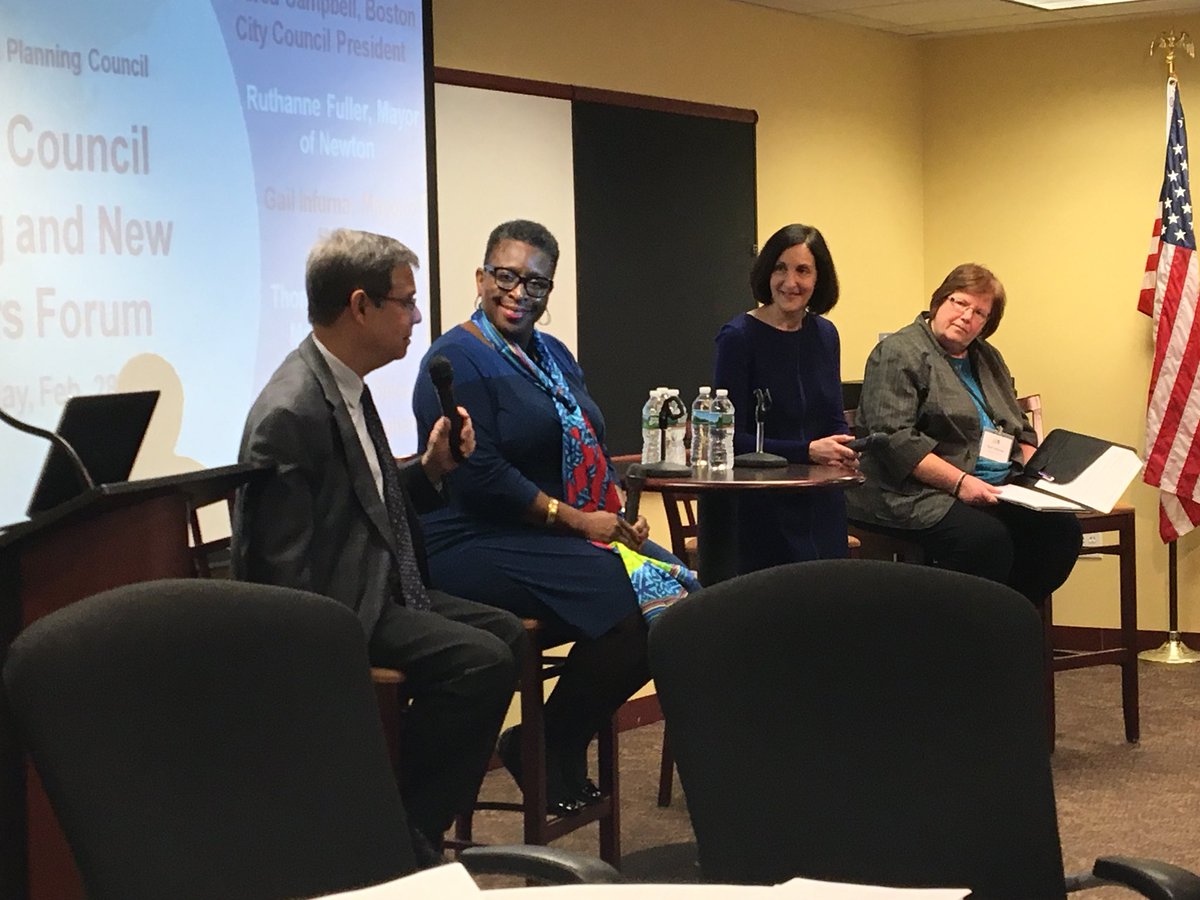 MAPCMetroBoston's tweet photo. #NewMayors @Mayor_Spicer, @RuthanneFuller, and Gail Infurna of @CityofMelrose talking about the challenges they face. #MAPC2018 https://t.co/RBBFyx3oac