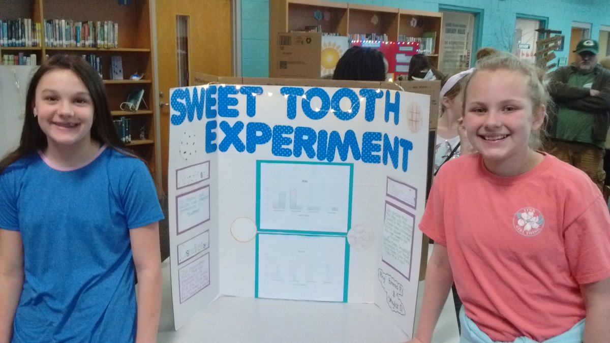 BrancaccioDavid's tweet photo. 6th Grade Track 1 is doing an Outstanding Job at the DRMS Science Fair! Keep up the great work. @DRMSdolphins @WakeMiddle https://t.co/ZPuUhadA2a