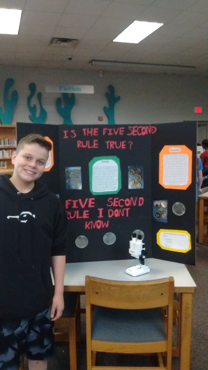 BrancaccioDavid's tweet photo. 6th Grade Track 1 is doing an Outstanding Job at the DRMS Science Fair! Keep up the great work. @DRMSdolphins @WakeMiddle https://t.co/ZPuUhadA2a