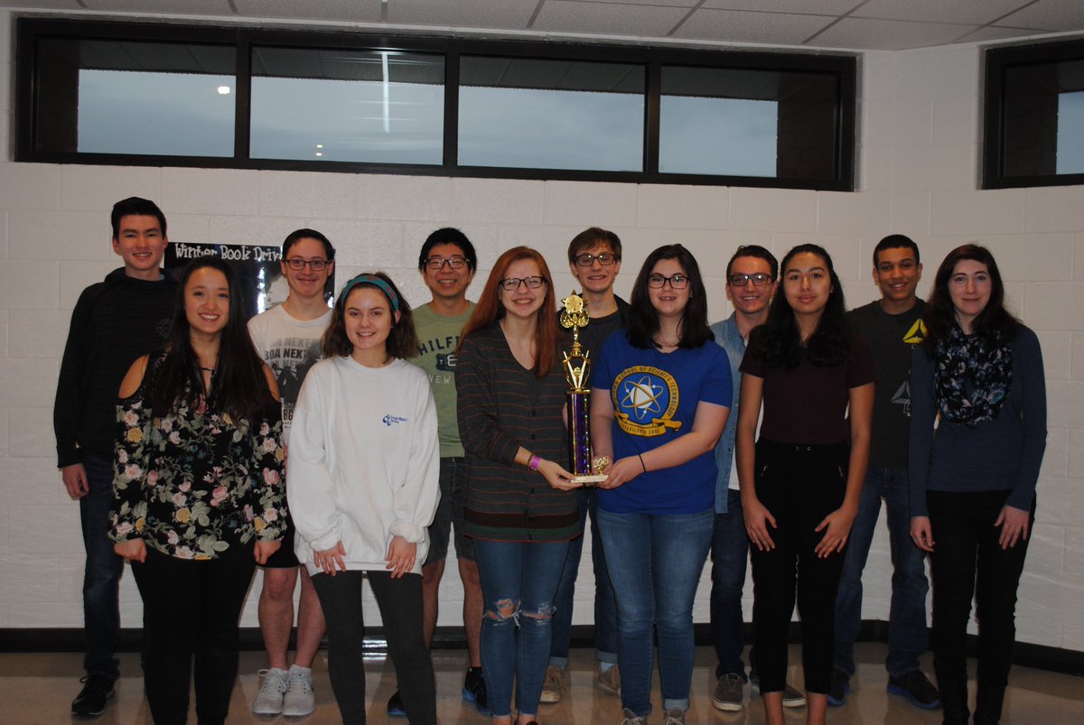 KnightNation_09's tweet photo. Please join the RRHS School Community in congratulating these exemplary students coached by Chris Akins and  Phil Money.  They placed 3rd in the Regional Science Olympiad and they will go on to compete in the state tournament at Emory University on Saturday, March 31, 2018 https://t.co/UM4G8EggQJ