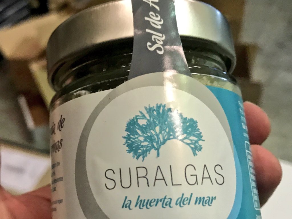 saborpeninsular's tweet photo. Productos 🔝🔝🔝....@Imperiafoiegras @Suralgas @realconservera @latejea1 ....cualquier producto de calidad ....calidad ... LLÁMANOS !!!! ☎️ @SuarezRaquel5 #lomejor #gastronomia #gourmet #tiendasespecializadas 😜 https://t.co/ktQvG4hpxE