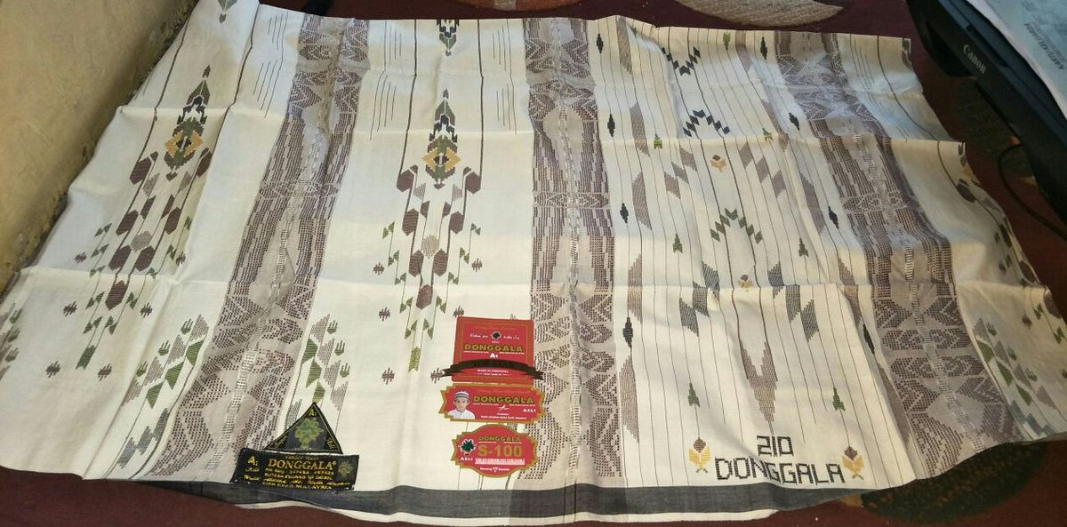 sarungidn's tweet photo. Bismillah, 
Selamat malam kakak para pecinta #SarungKhasIndonesia. 
Yuk check Stok baru dari #sarungku23.
Ada donggala SgE dan Sgt nich kak. Full sutra. Harga dijamin lebih murah

#sarung #sarongmoslem #moslemwear #idulfitri #moslem https://t.co/XnzNeY6NBe