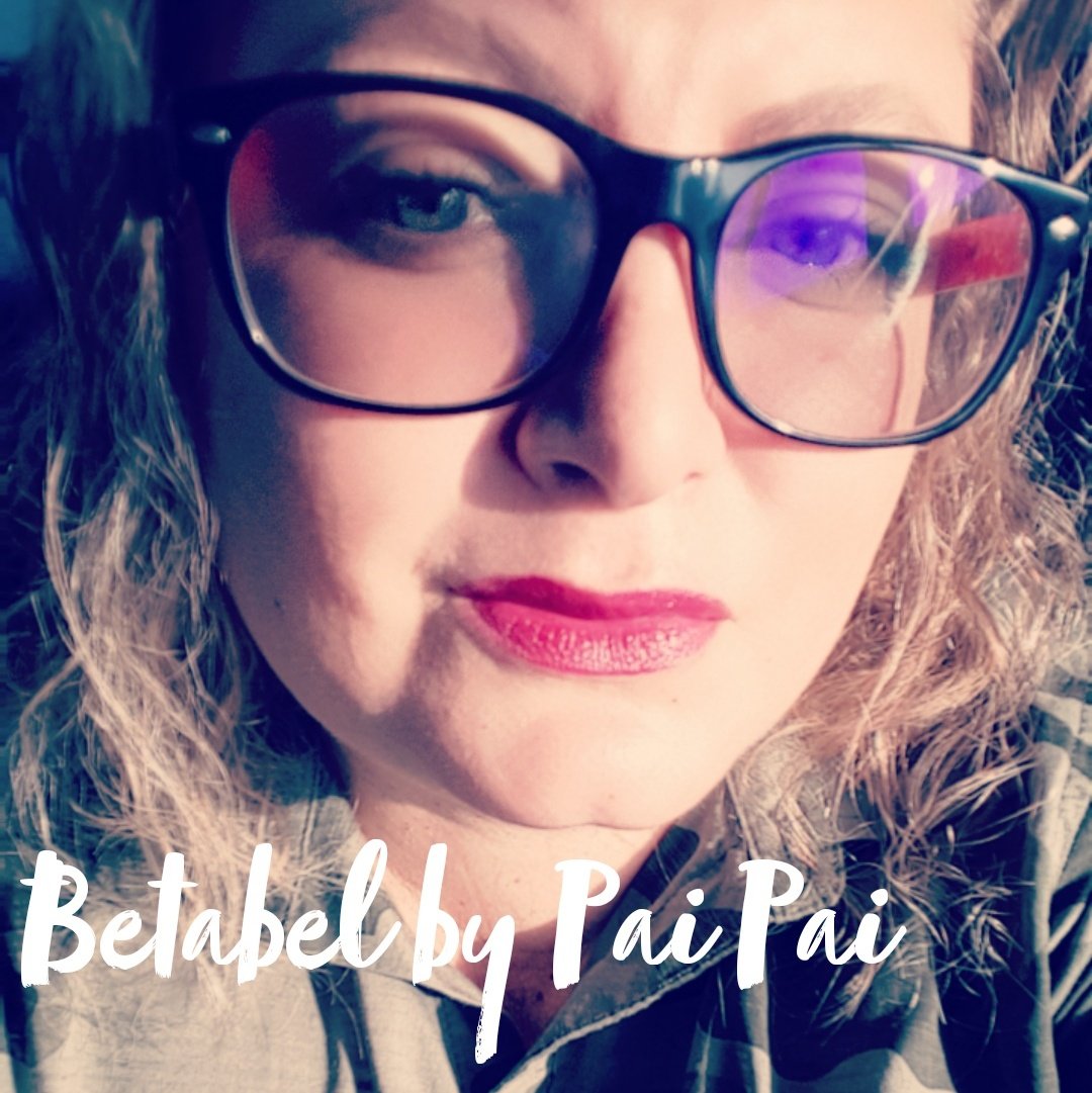 eudiza's tweet photo. Estrenando el tono Betabel de @paipaimx #BBBInstyleMX https://t.co/vR5jTfD9mh