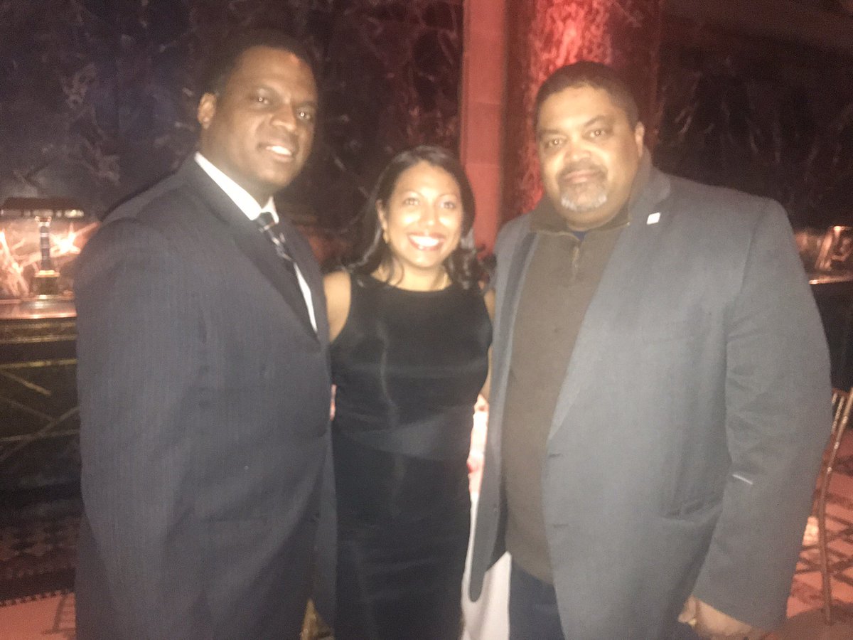 AJRupchandani's tweet photo. Love running into old friends Marcel from @PALNewYork and @Deepmalya from @ChildCenterNY at last nights @PASEsetter as we cheer on @aoverseth our #Champion #PASE25 #YouthDevelopersForLife #LeadersOfColor https://t.co/kRAdd66rRN