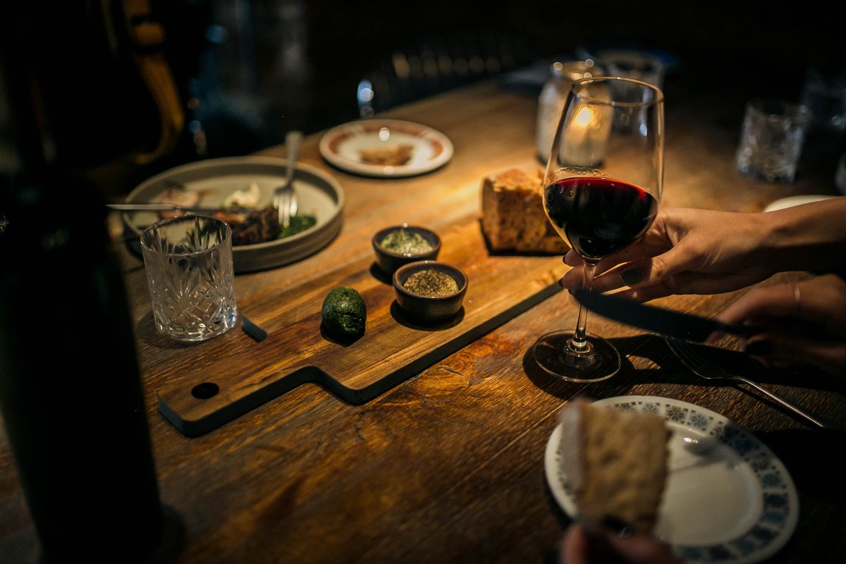 108Garage's tweet photo. One of the only things to remain on the menu since the first day of opening - our signature #SourdoughBread is the perfect appetiser 🥖 For toppings you have a choice of chicken liver parfait, smoked cod roe tarama and wakame seaweed butter #London #NottingHill #Foodie https://t.co/kPQVUeUR9H