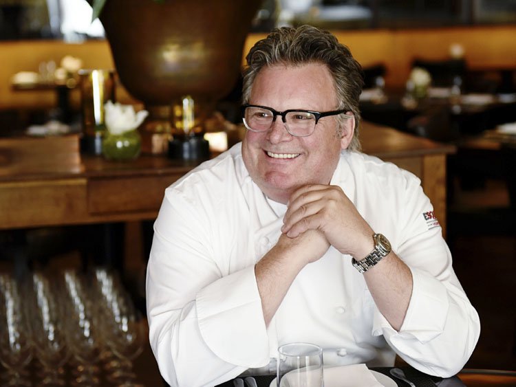Big #STL dining news: Celebrity chef and restaurateur <a href="/ChefDavidBurke/">Chef David Burke</a> will open Grand Tavern in St. Louis this fall bit.ly/2t4dL8I