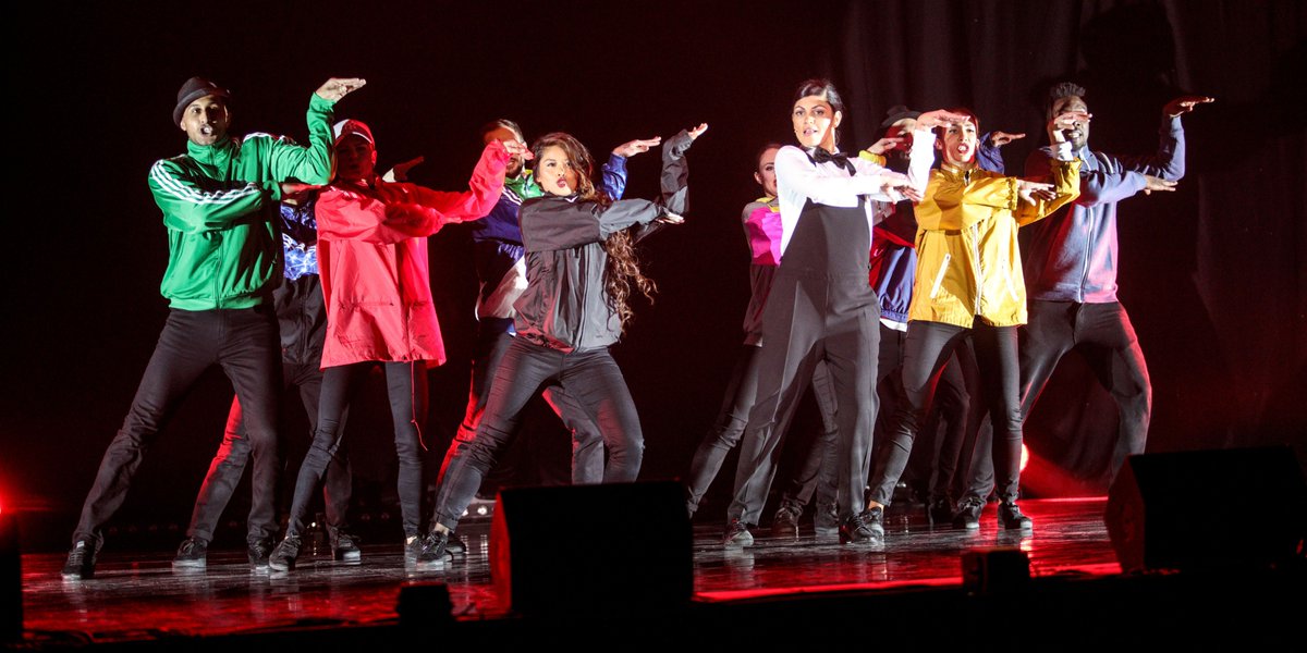 DjadProduction's tweet photo. @nawellmadani sera le 9 Mars sur la scène du Grand Carbet en #martinique! Retrouvez l'artiste pour un spectacle alliant humour et danse pour la 1ère fois près de chez vous! #DjadProduction #Àvenir https://t.co/e62HsFgbQX