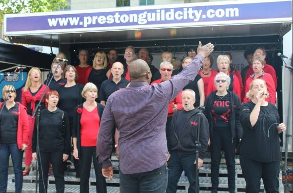 OneVoiceCC's tweet photo. We're so excited to be performing @prestonmarkets #Preston on Saturday! Be sure to stop by, sing + clap along with us as you do your Market shop! Joining us? #OhHappyDay https://t.co/bG02qQTXqA 👏👏👏👏👏👏 https://t.co/Q7U3YD0a5X