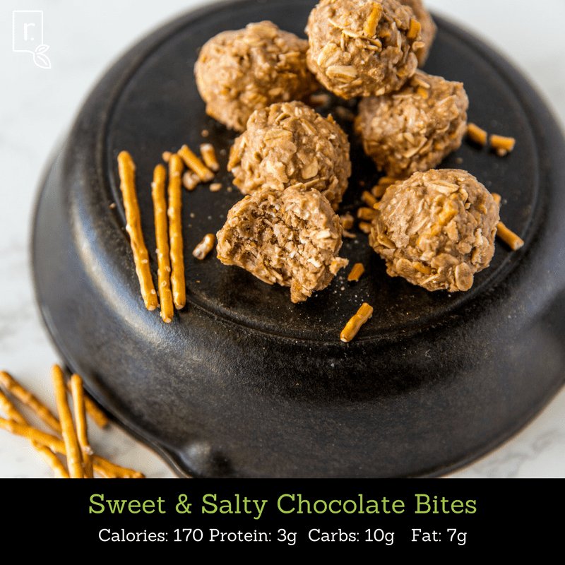 beidealraw's tweet photo. Craving something sweet? 🍫 Maybe something salty? 🥜 Can't decide? 🤔

These healthy sweet &amp; salty chocolate bites are exactly what you need! Snag the recipe here: https://t.co/Gv37oo6Xb5 https://t.co/IYnXRvN8YX